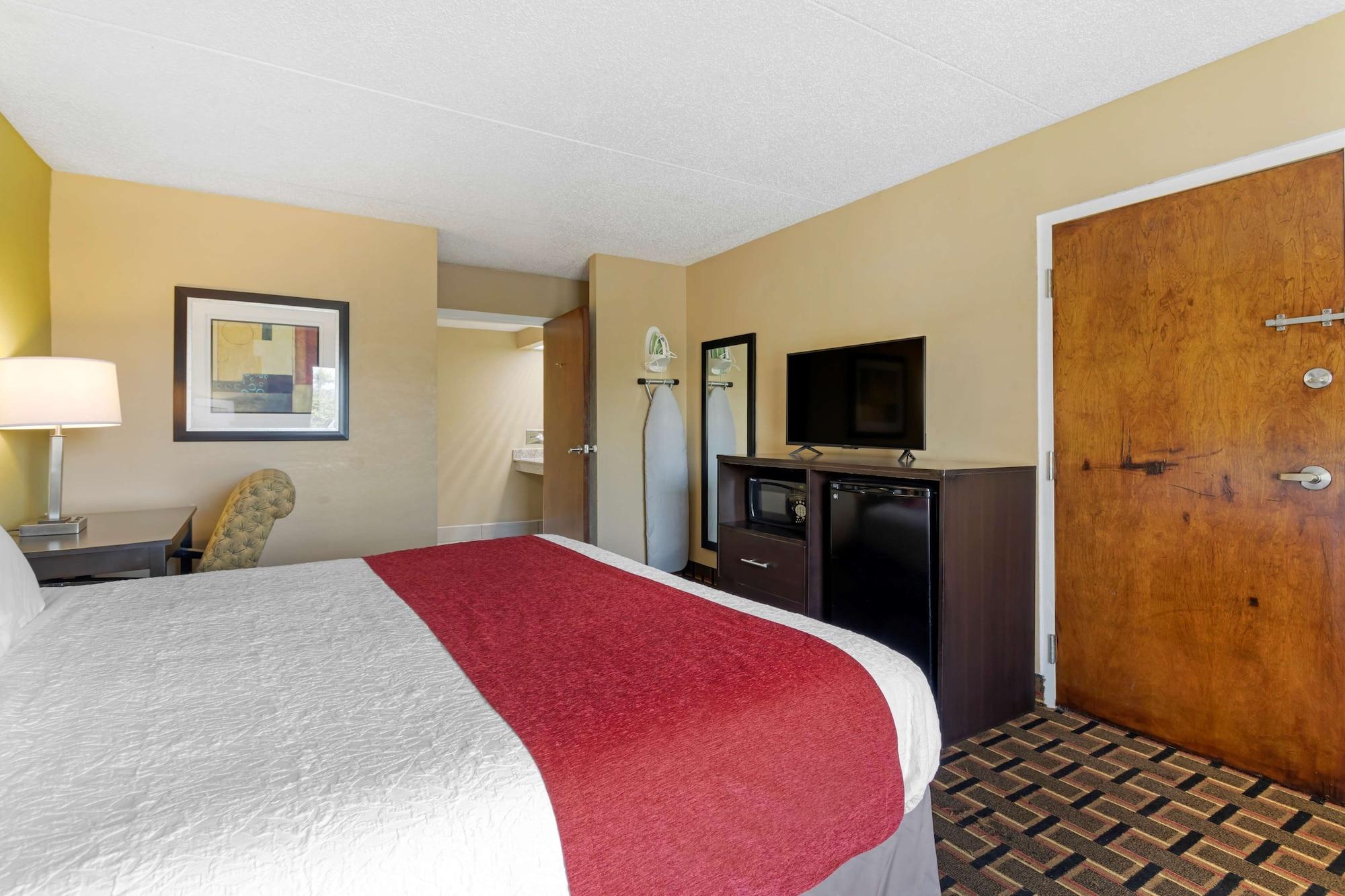 Surestay Hotel By Best Western Lenoir City Kültér fotó