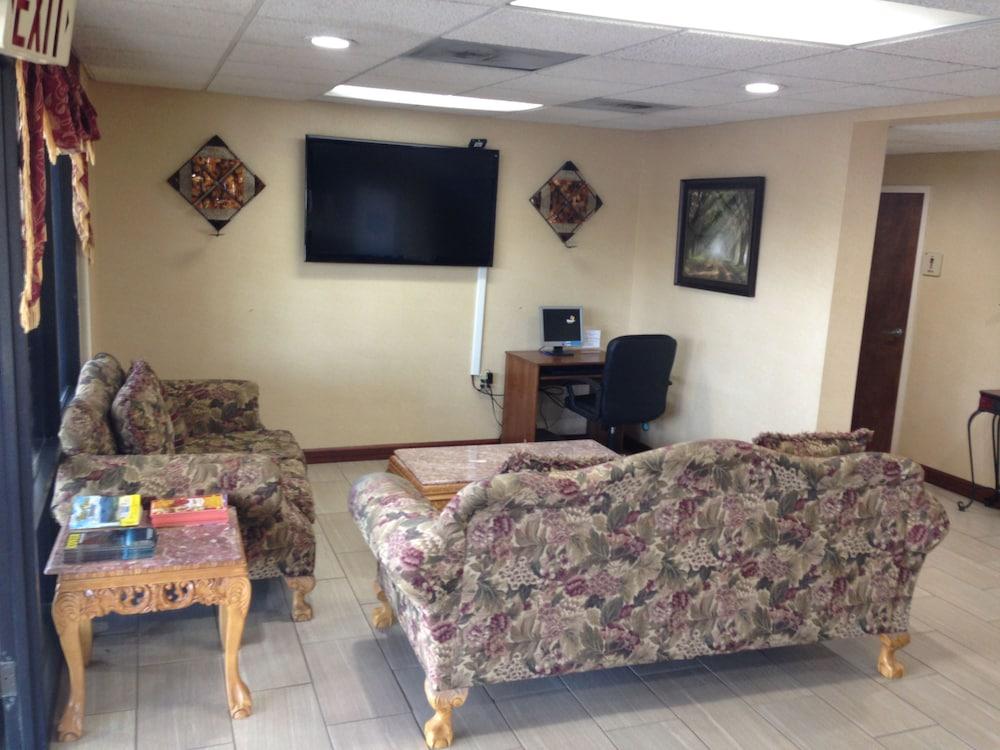 Surestay Hotel By Best Western Lenoir City Kültér fotó