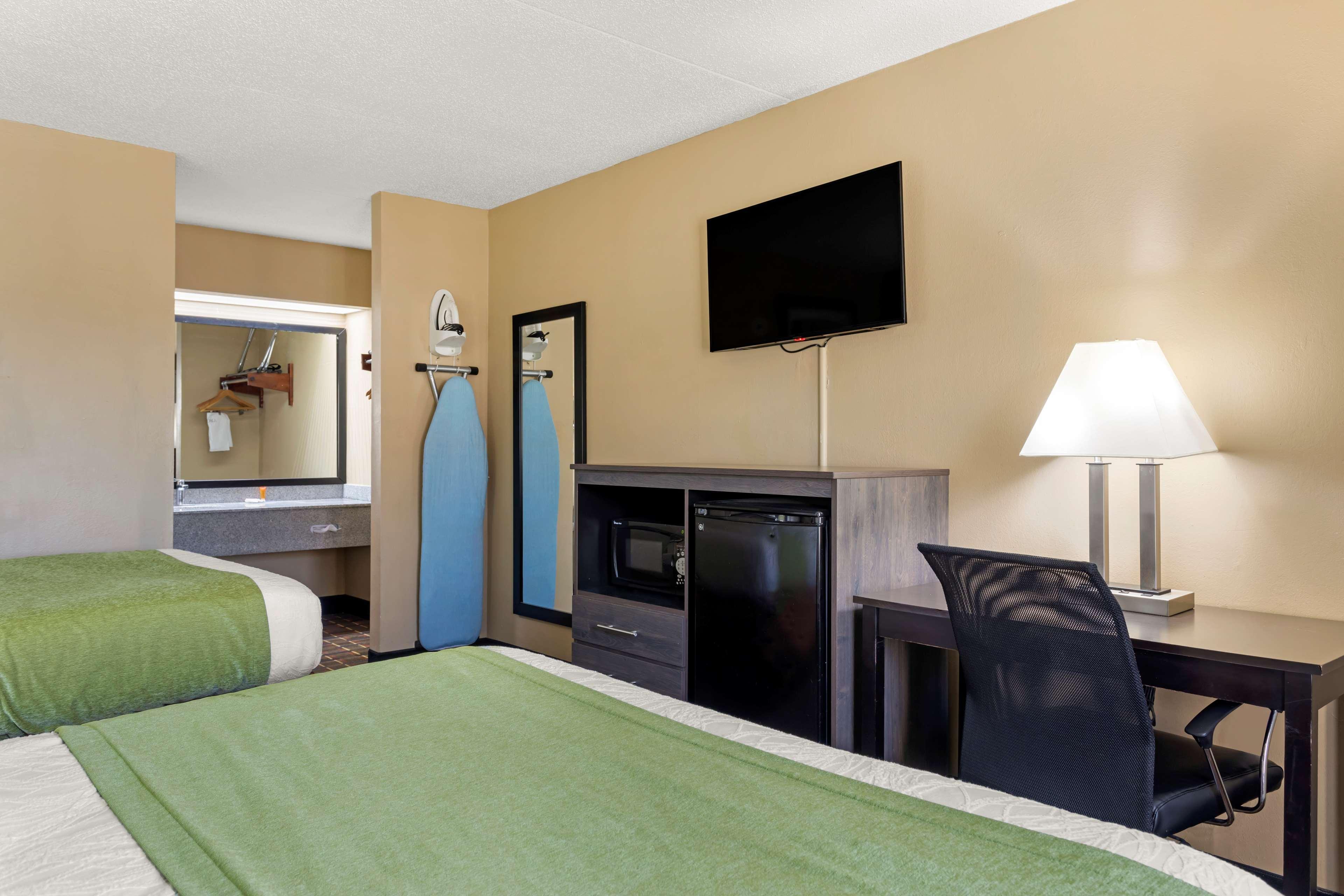 Surestay Hotel By Best Western Lenoir City Kültér fotó