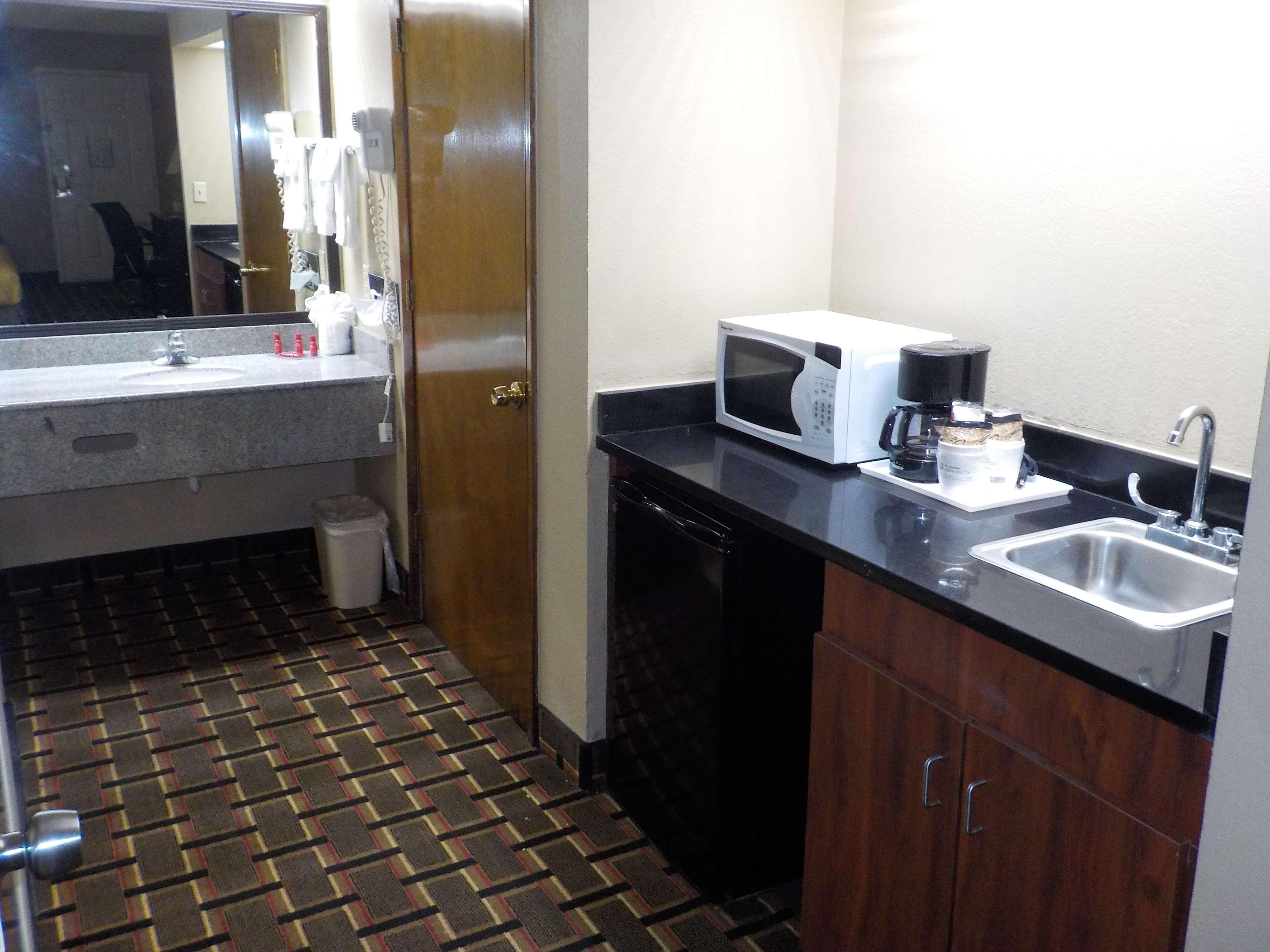 Surestay Hotel By Best Western Lenoir City Kültér fotó