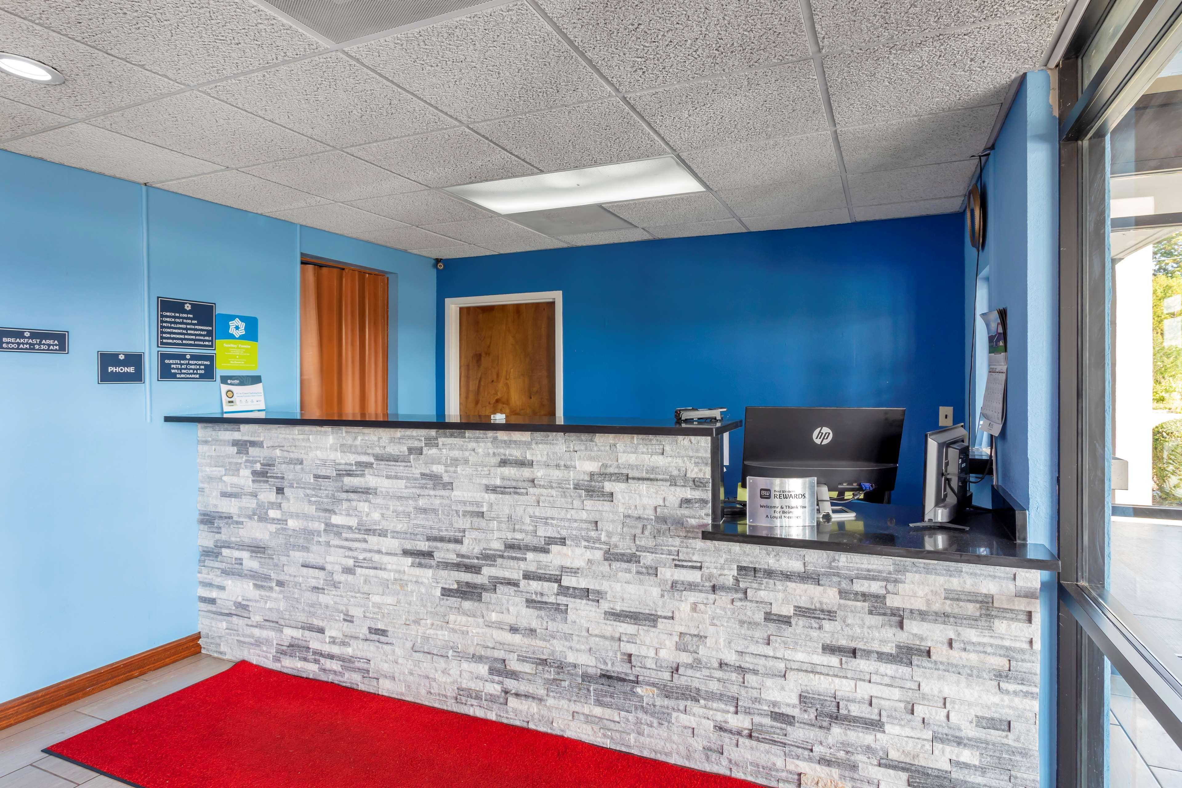 Surestay Hotel By Best Western Lenoir City Kültér fotó