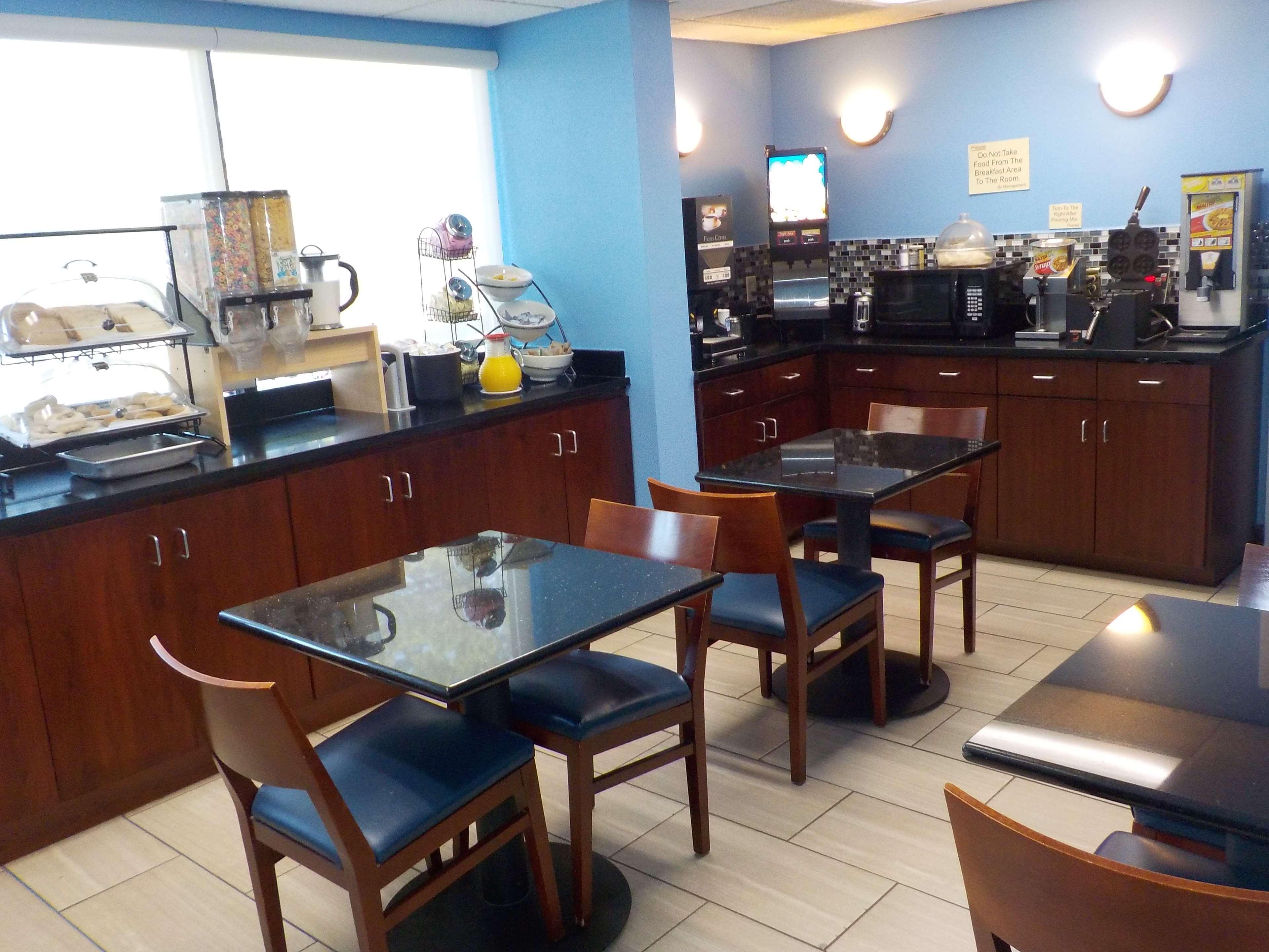 Surestay Hotel By Best Western Lenoir City Kültér fotó